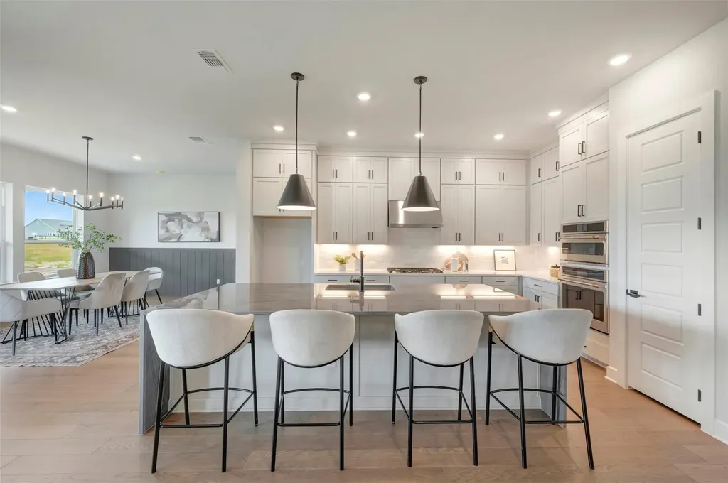 2824 Redwood Grove Leander TX 78641