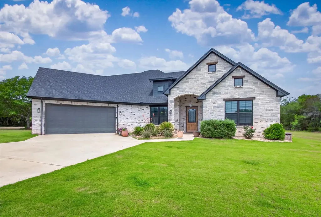 18107 Forrest Drive Whitney TX 76692
