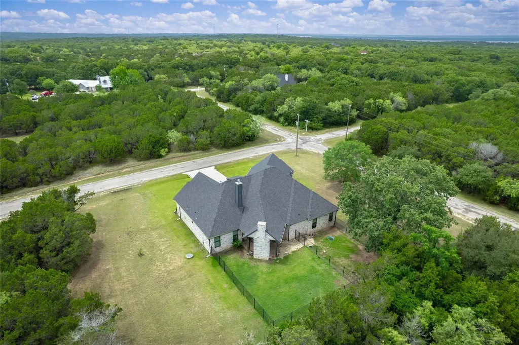 18107 Forrest Drive Whitney TX 76692