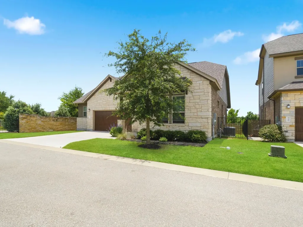 198 York Timbers Way Austin TX 78737