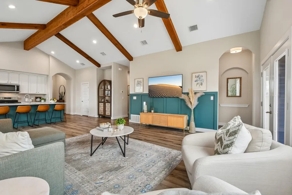2909 Davis Cove Lago Vista TX 78645