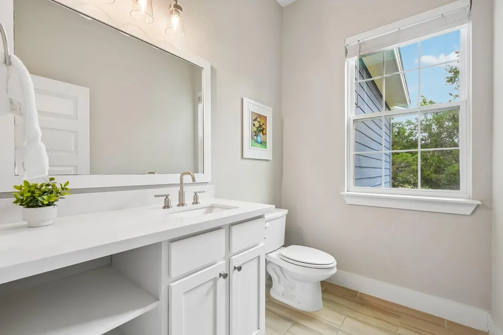 2909 Davis Cove Lago Vista TX 78645