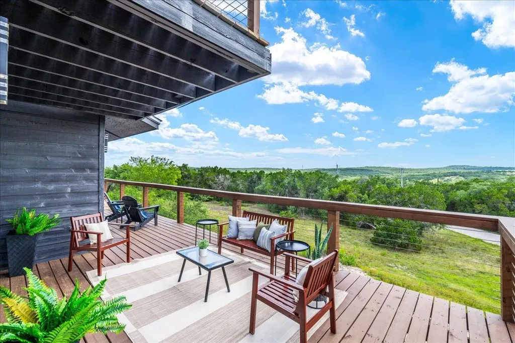 5203 Cueva Drive Austin TX 78738