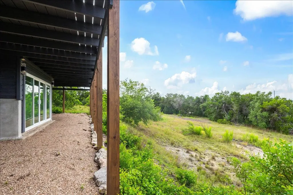 5203 Cueva Drive Austin TX 78738