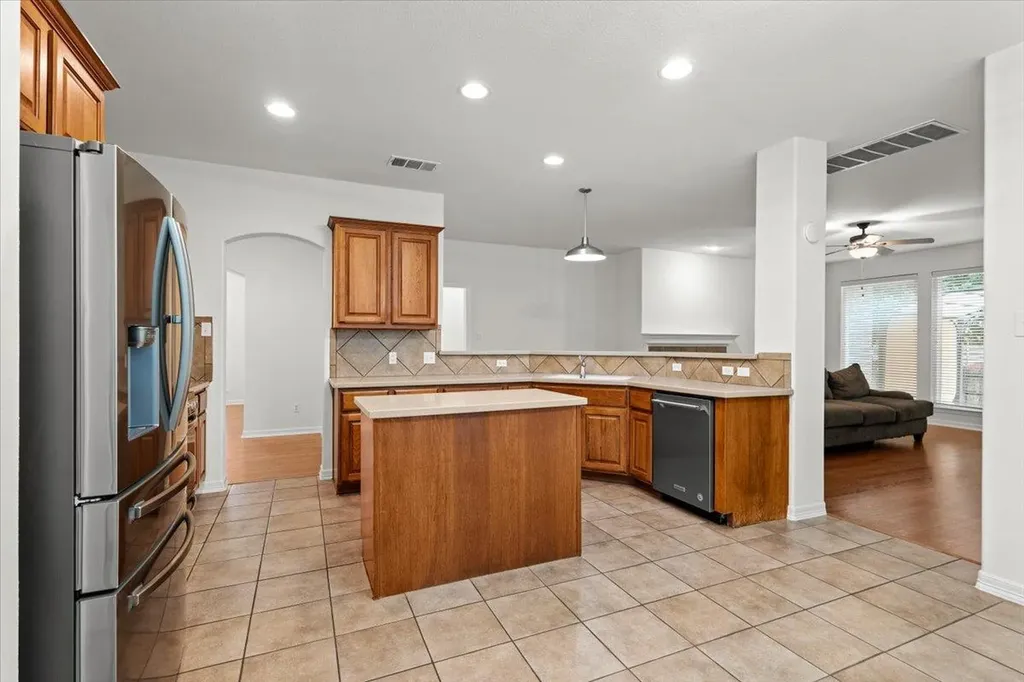 2304 Village View Loop Pflugerville TX 78660