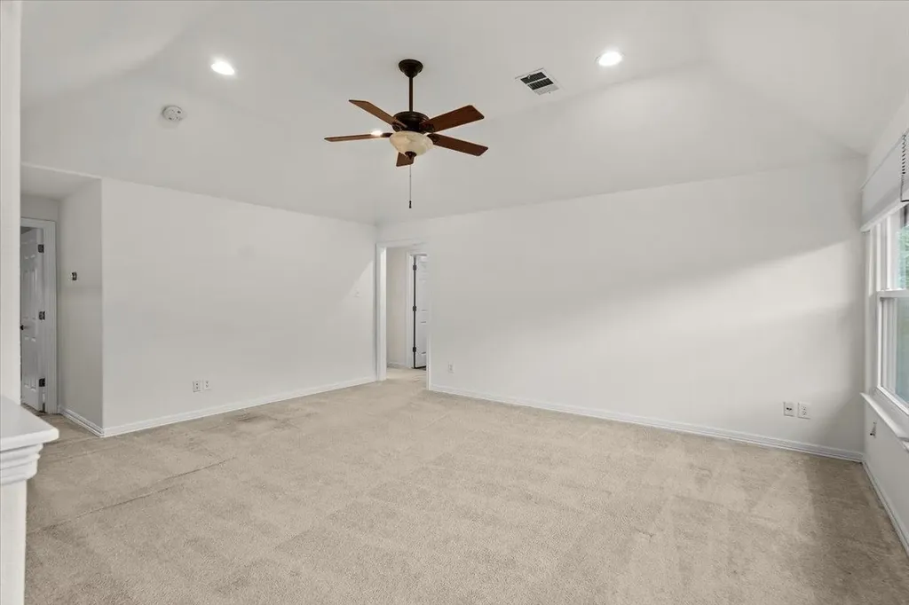 2304 Village View Loop Pflugerville TX 78660