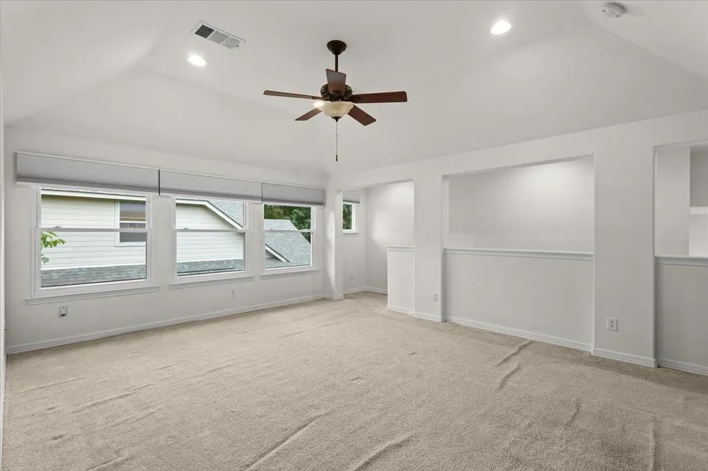 2304 Village View Loop Pflugerville TX 78660