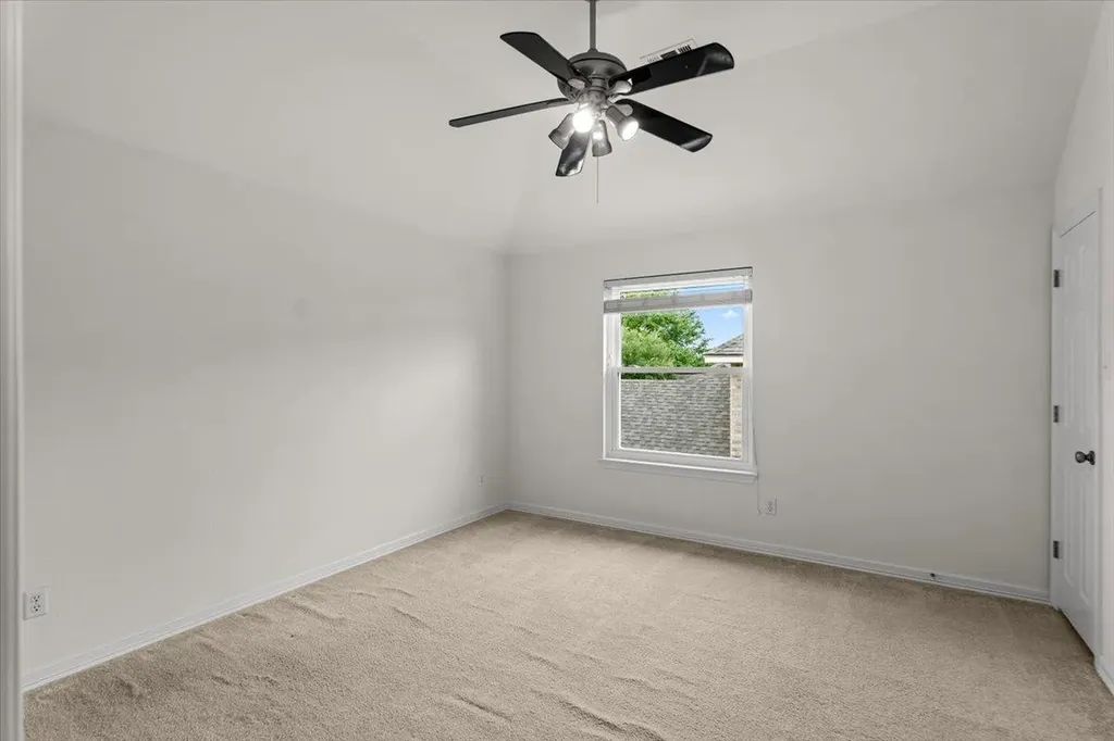 2304 Village View Loop Pflugerville TX 78660