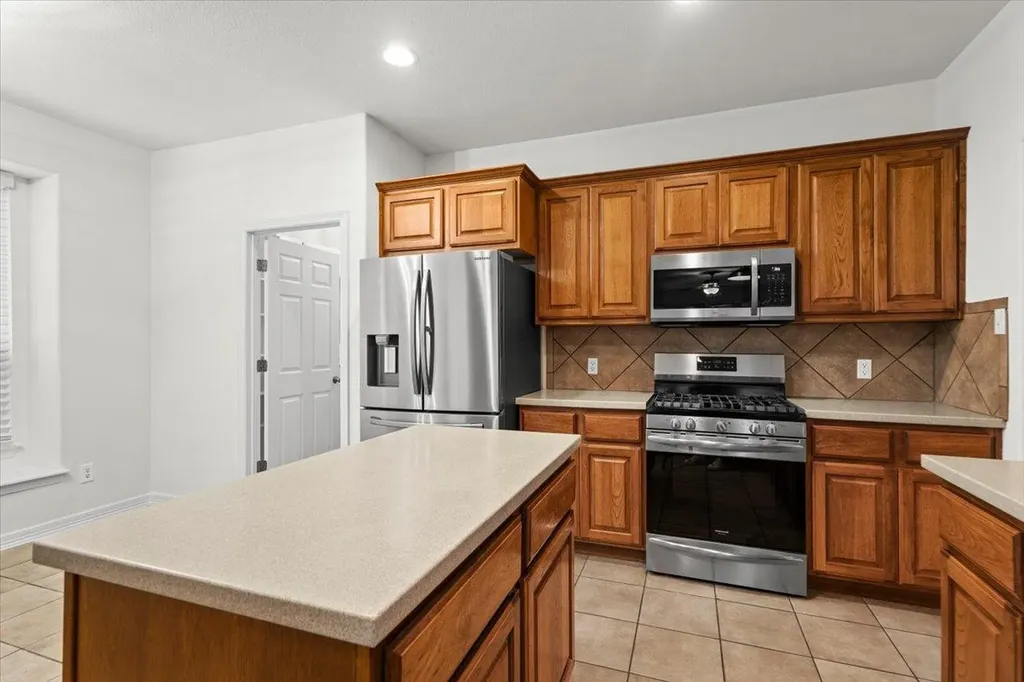 2304 Village View Loop Pflugerville TX 78660