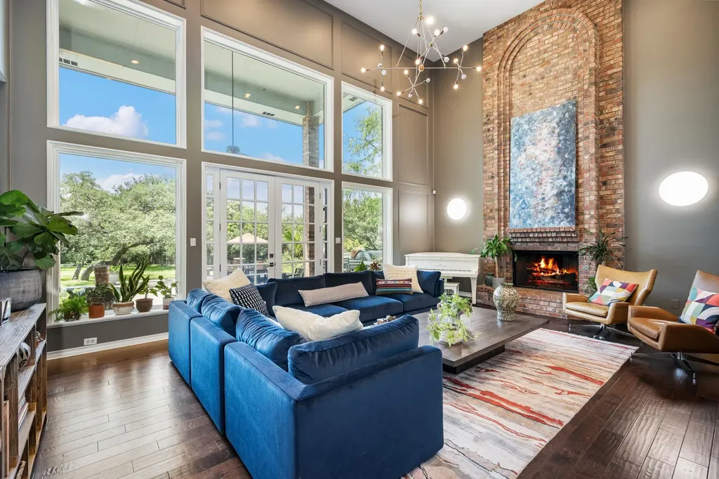 110 Warbler Way San Antonio TX 78231