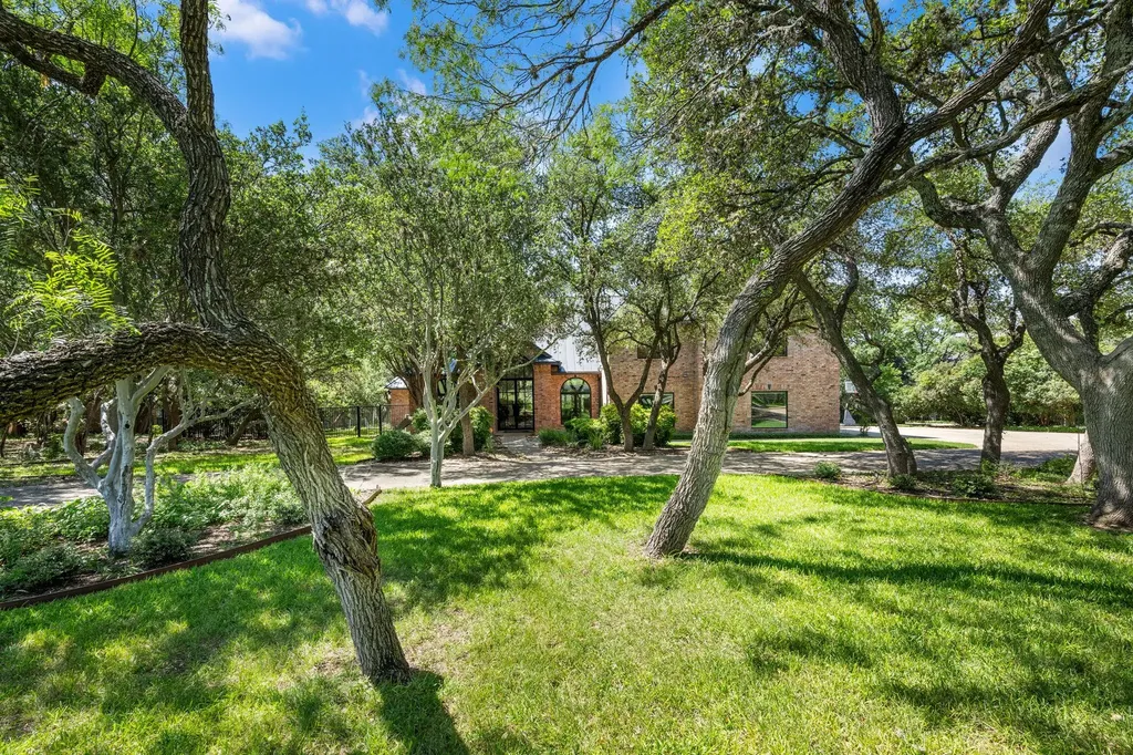 110 Warbler Way San Antonio TX 78231