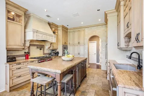 110 Warbler Way San Antonio TX 78231