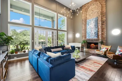 110 Warbler Way San Antonio TX 78231