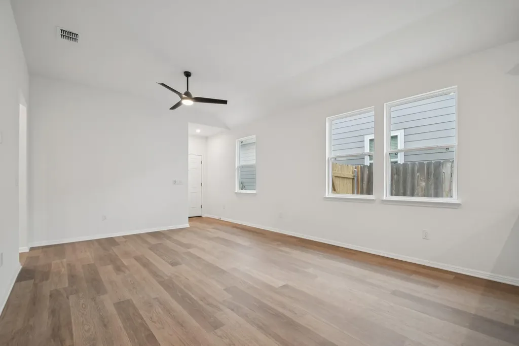 509 Porter Country Parkway Buda TX 78610