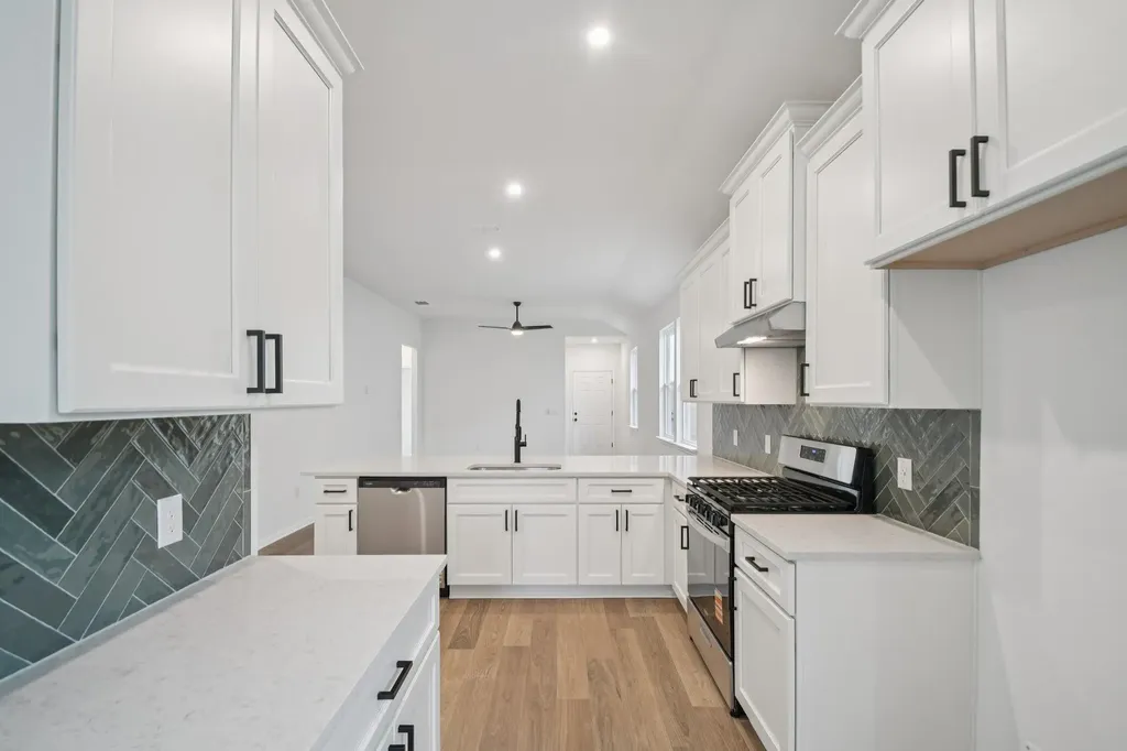 509 Porter Country Parkway Buda TX 78610