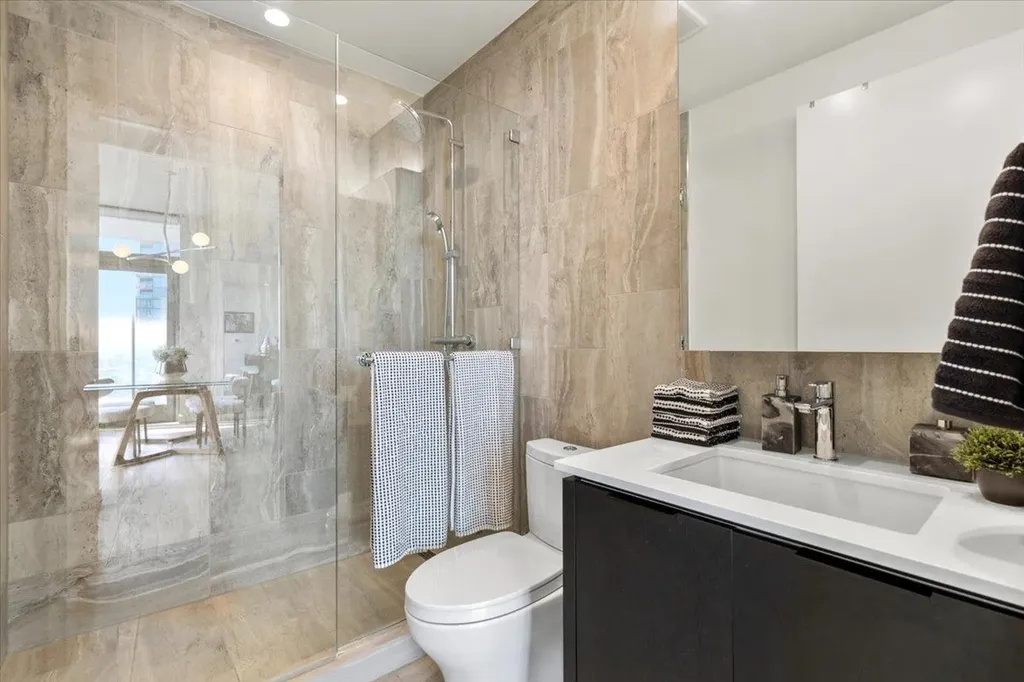 44 East Avenue Austin TX 78701