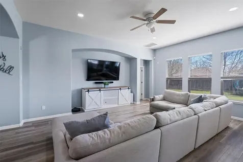 1207 Utopia Lane Hutto TX 78634
