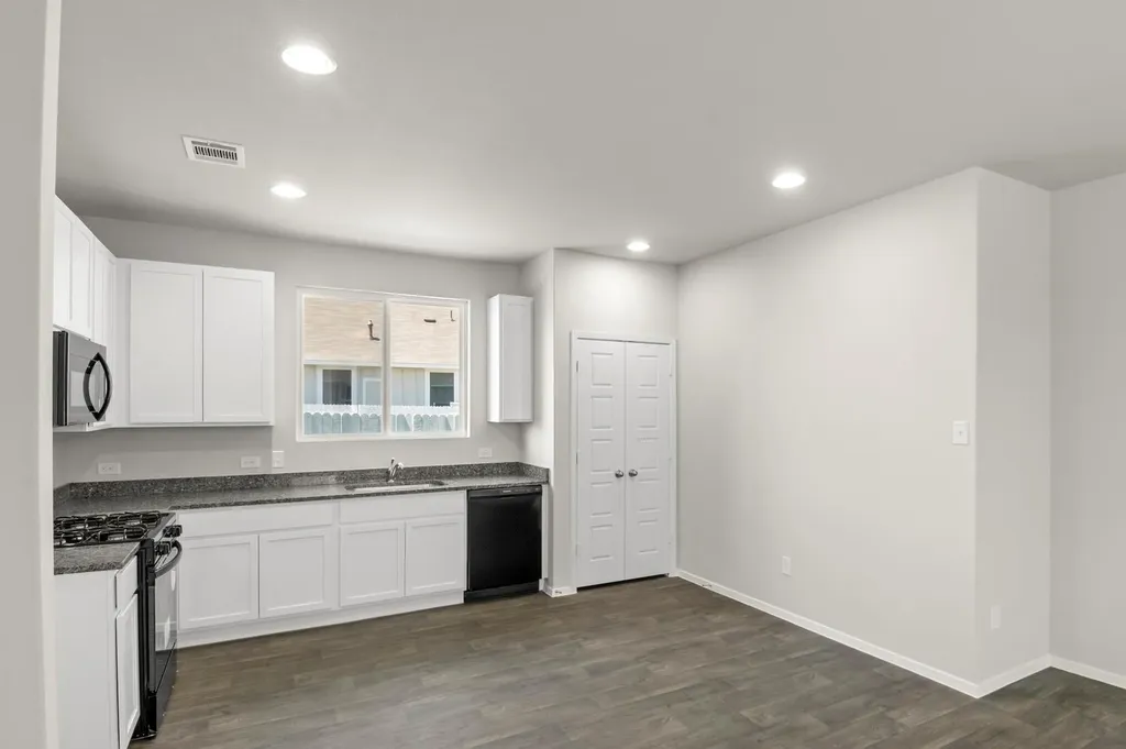 3051 Winding Creek Road Kyle TX 78640