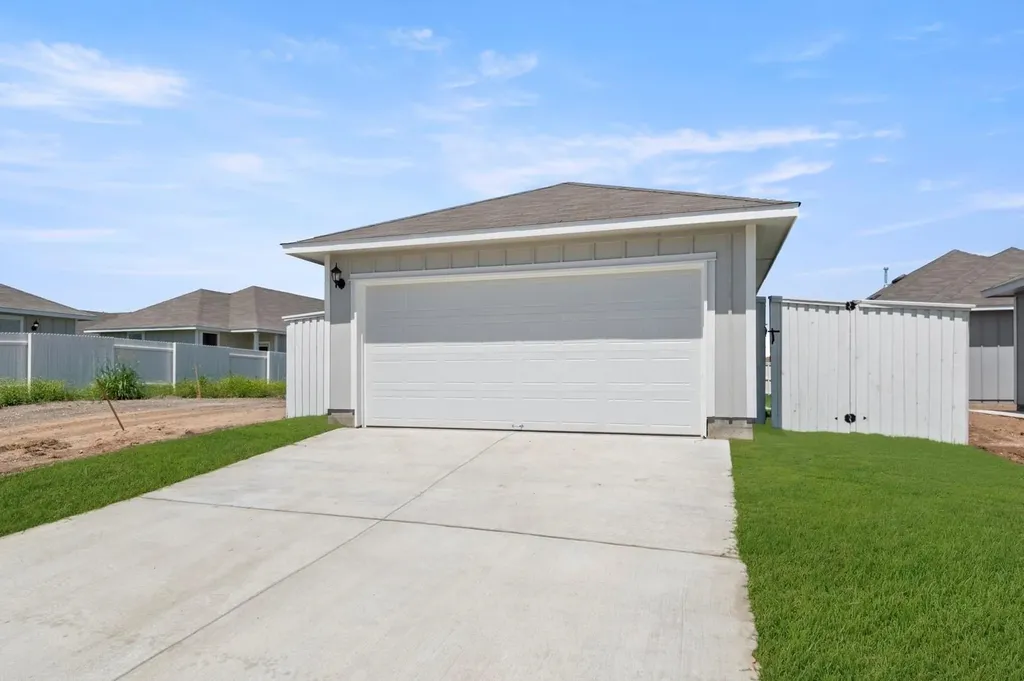 3051 Winding Creek Road Kyle TX 78640