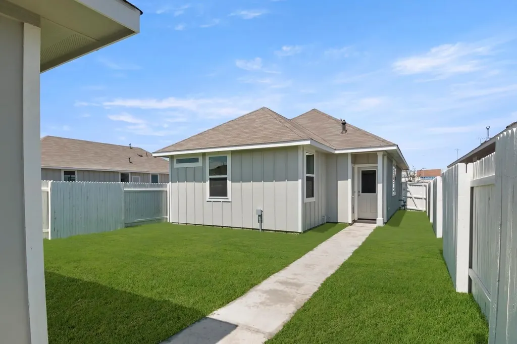 3051 Winding Creek Road Kyle TX 78640