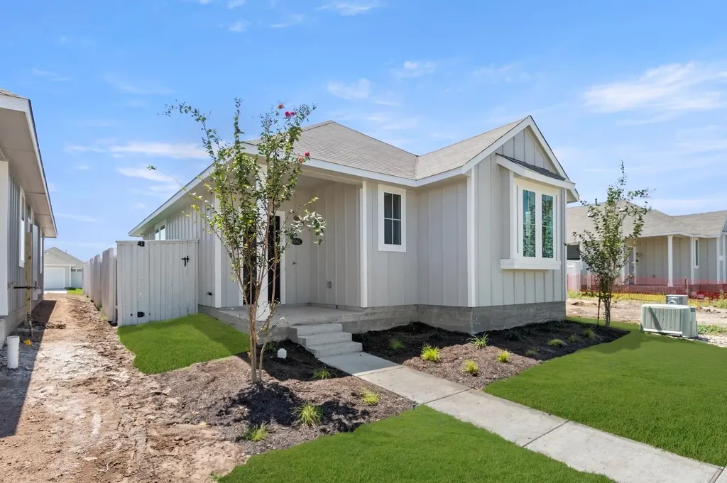 3051 Winding Creek Road Kyle TX 78640