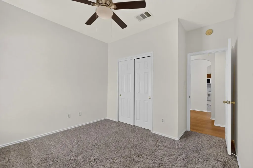 11607 Lapoynor Street Manor TX 78653