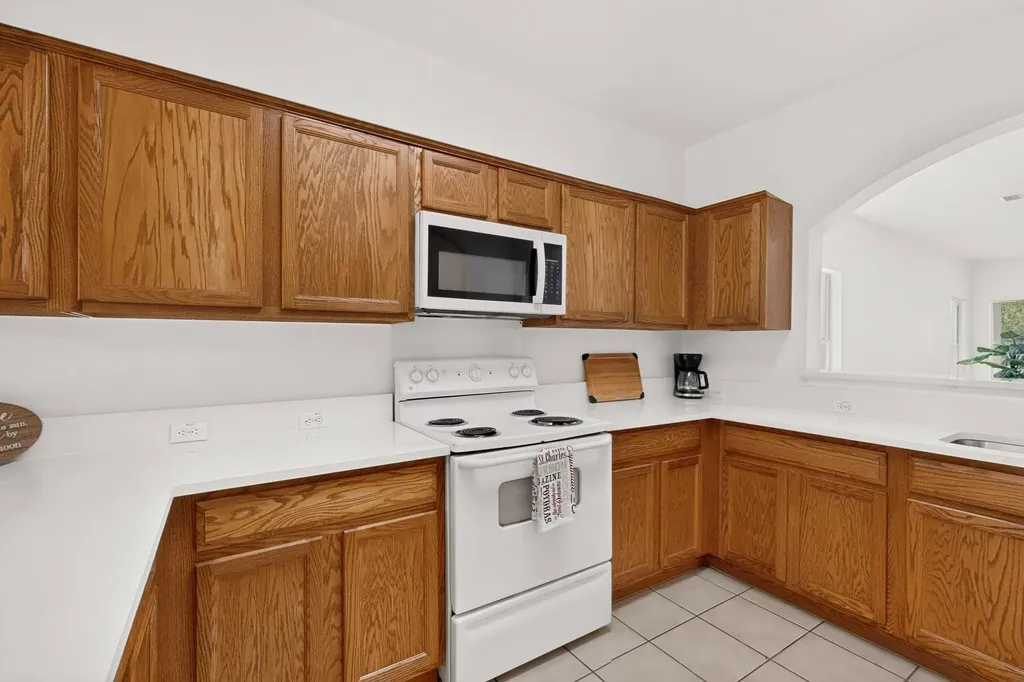 11607 Lapoynor Street Manor TX 78653