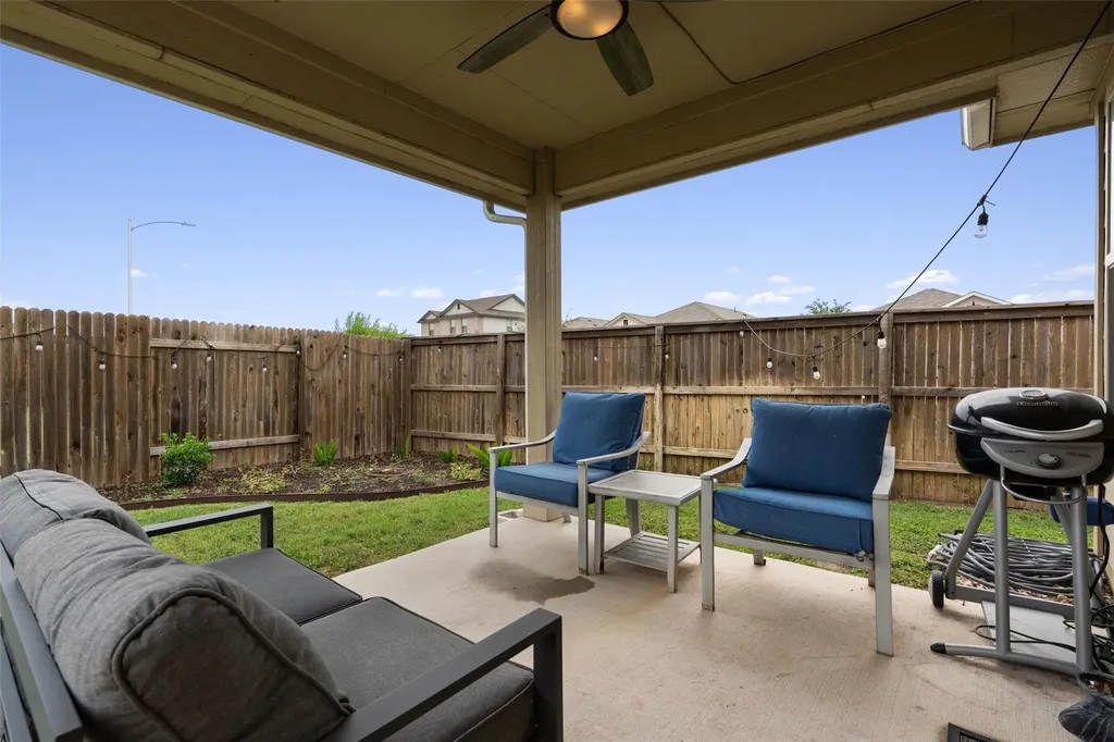 12410 Amber Lynn Path Manor TX 78653