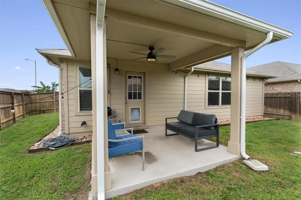 12410 Amber Lynn Path Manor TX 78653