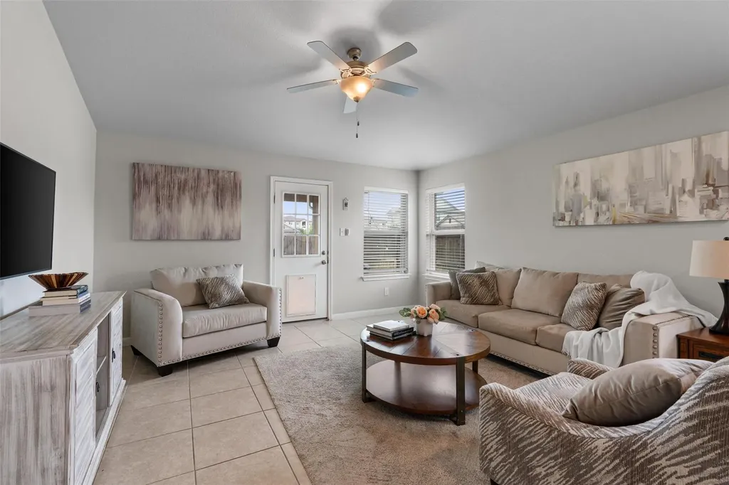 12410 Amber Lynn Path Manor TX 78653