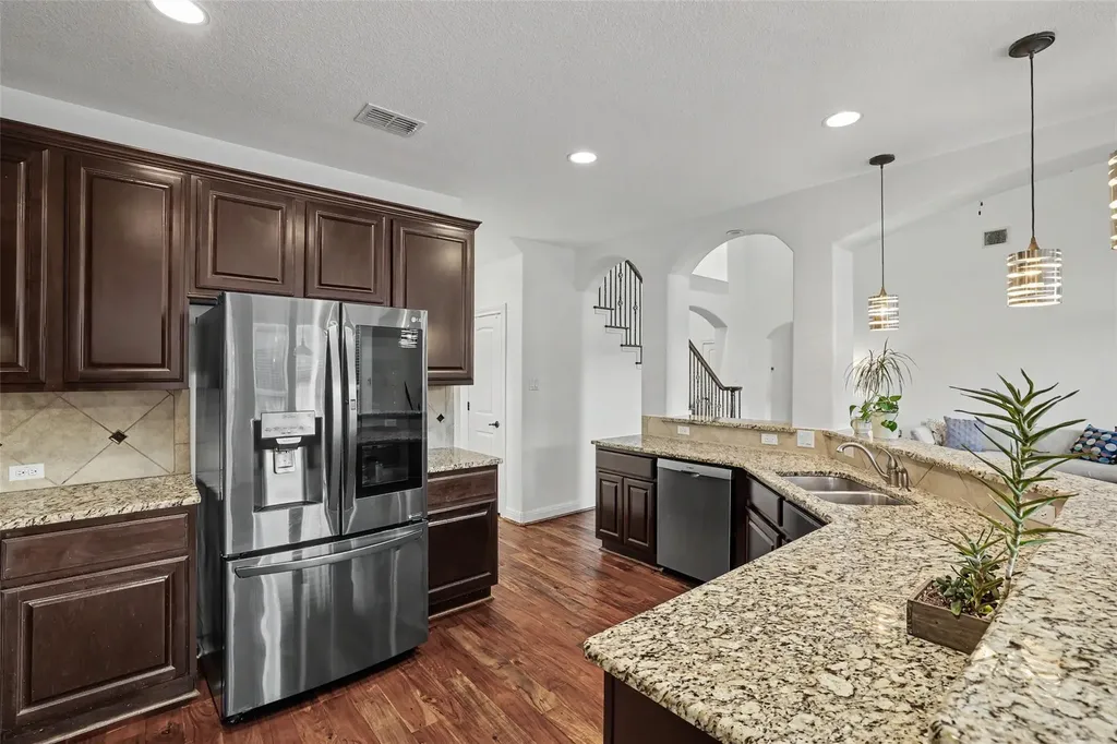 1010 Canyon Edge Drive Austin TX 78733
