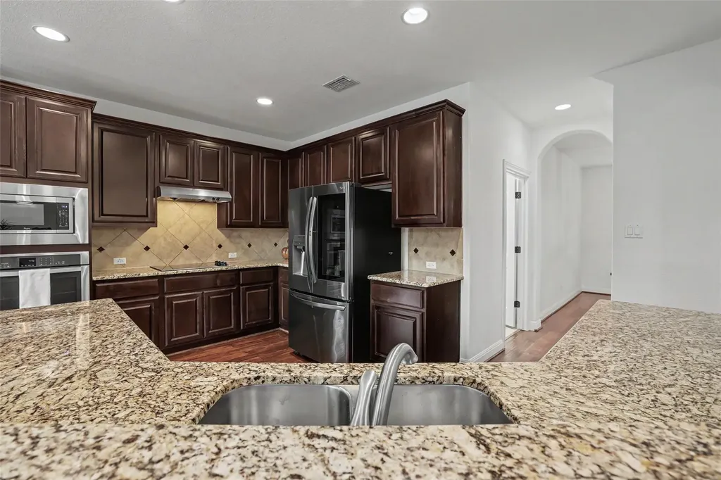 1010 Canyon Edge Drive Austin TX 78733