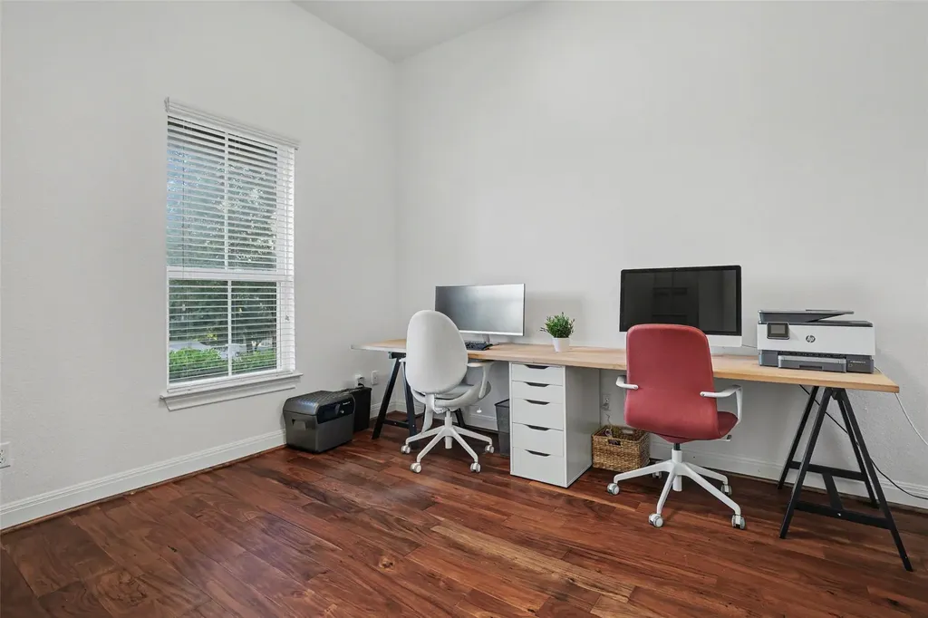 1010 Canyon Edge Drive Austin TX 78733