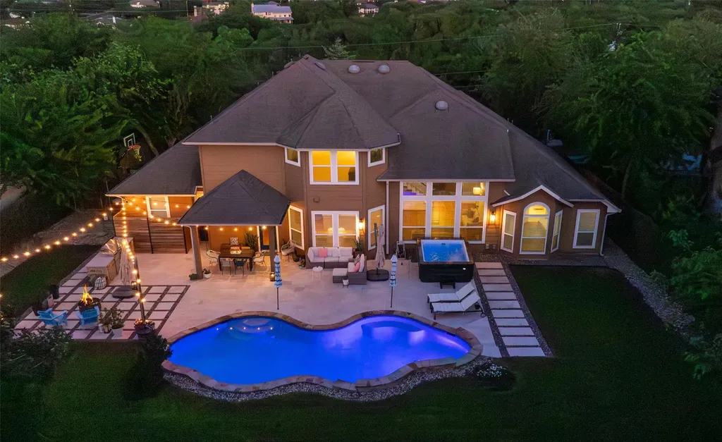 1010 Canyon Edge Drive Austin TX 78733