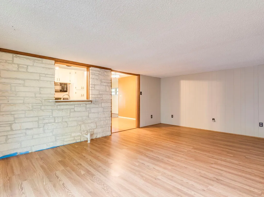 7707 Tisdale Drive Austin TX 78757