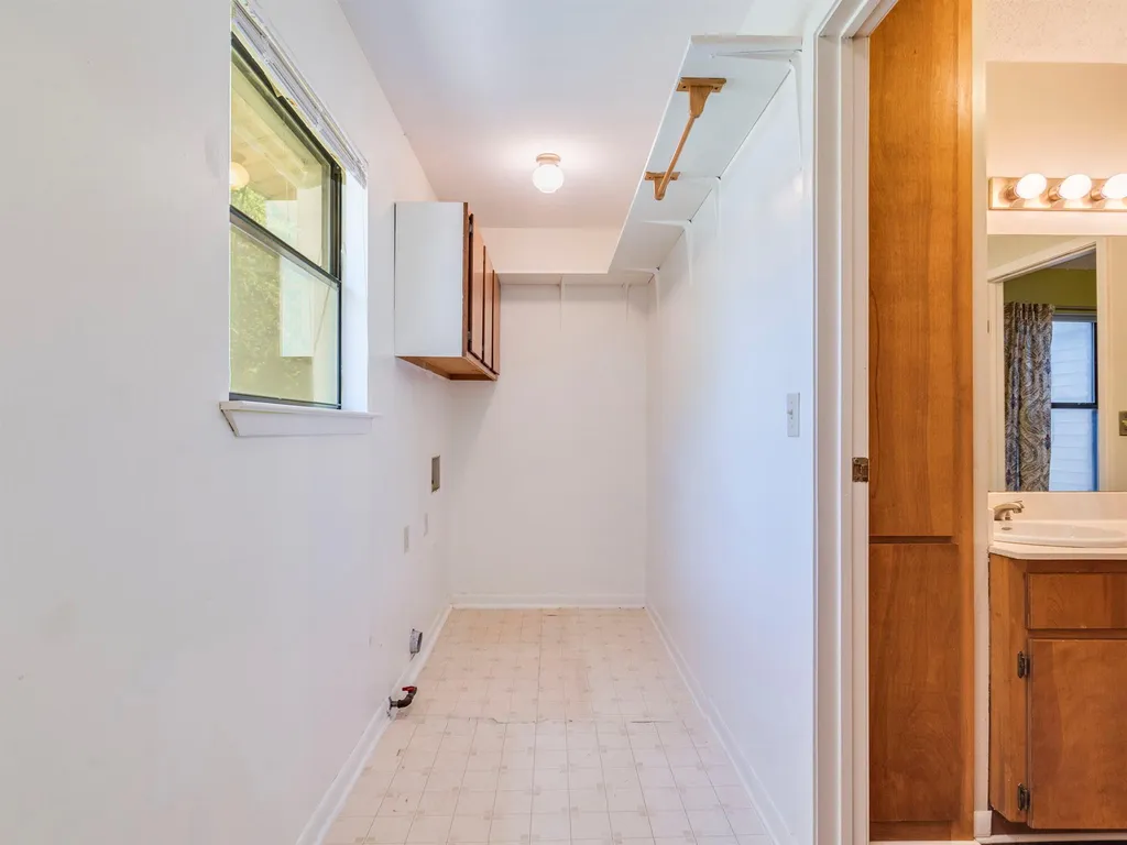 7707 Tisdale Drive Austin TX 78757