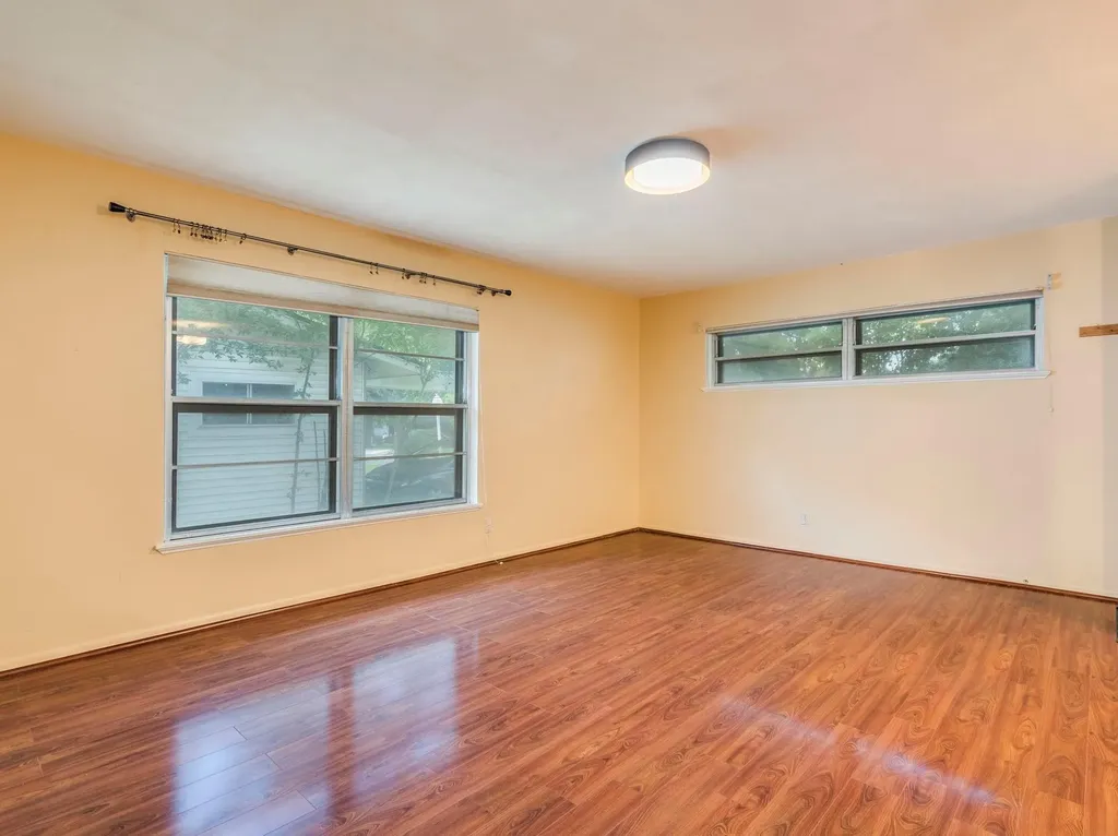 7707 Tisdale Drive Austin TX 78757