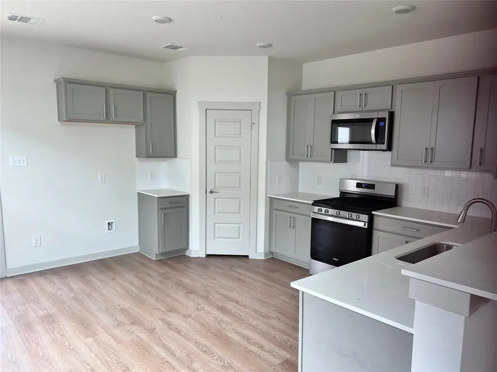 112 New Hampton Way San Marcos TX 78666