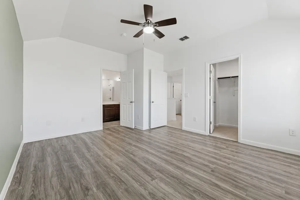 5008 Irvine Lane Del Valle TX 78617