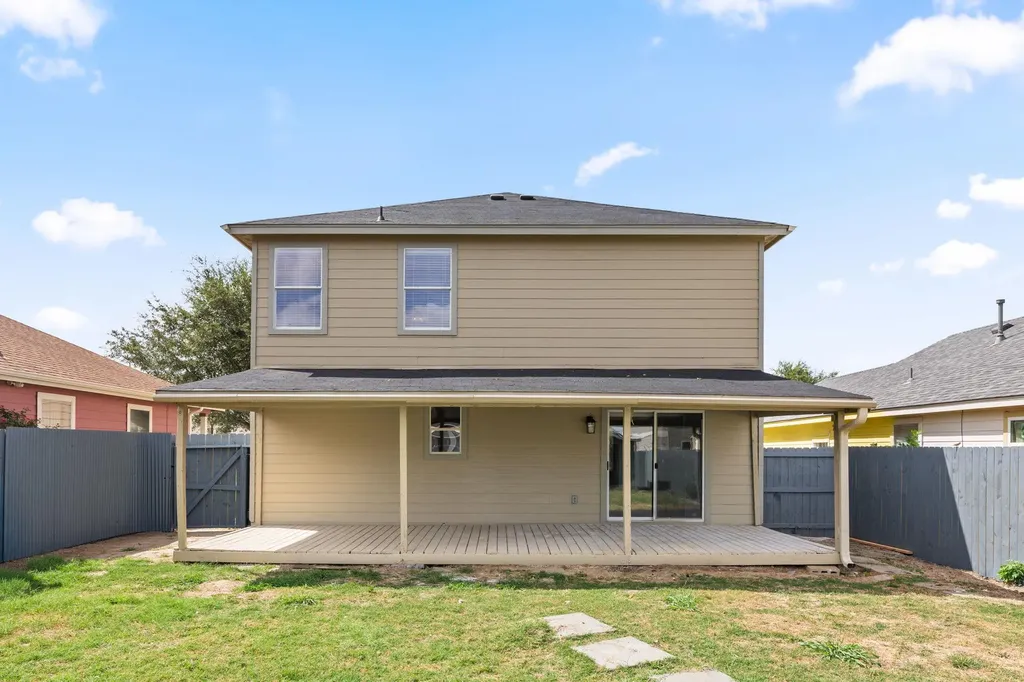 5008 Irvine Lane Del Valle TX 78617