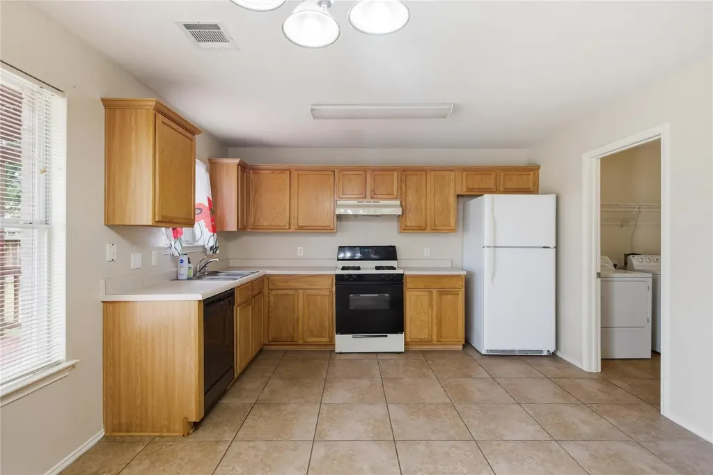 3816 Top Rock Lane Round Rock TX 78681