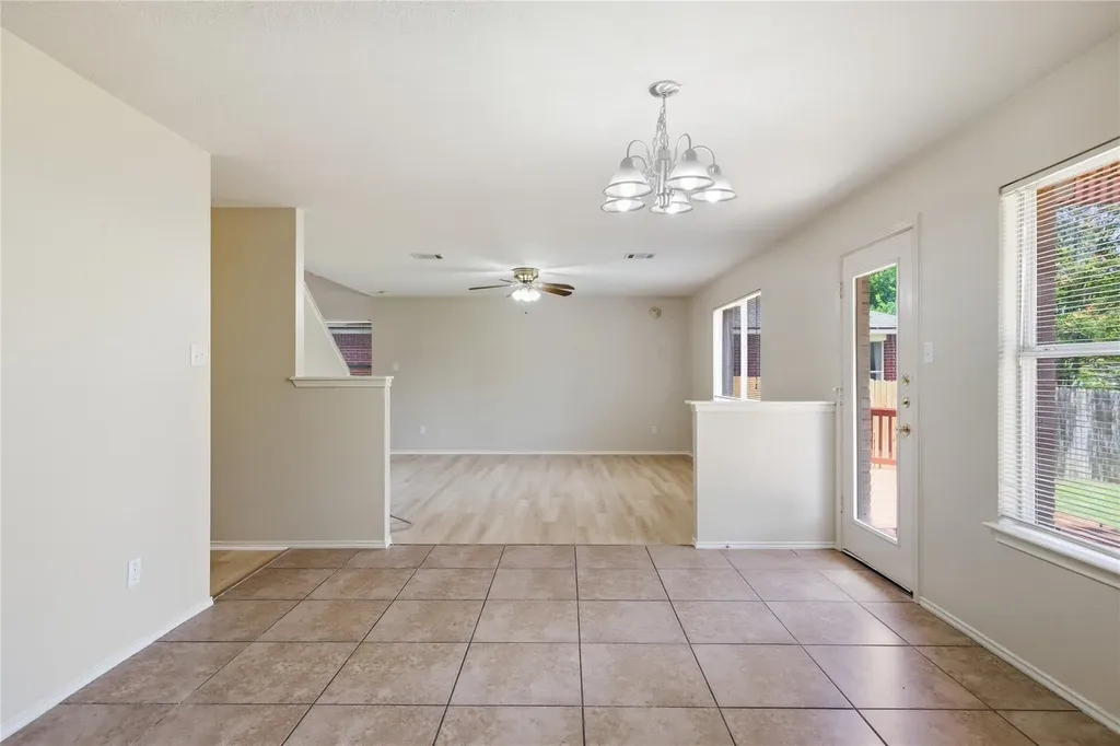 3816 Top Rock Lane Round Rock TX 78681