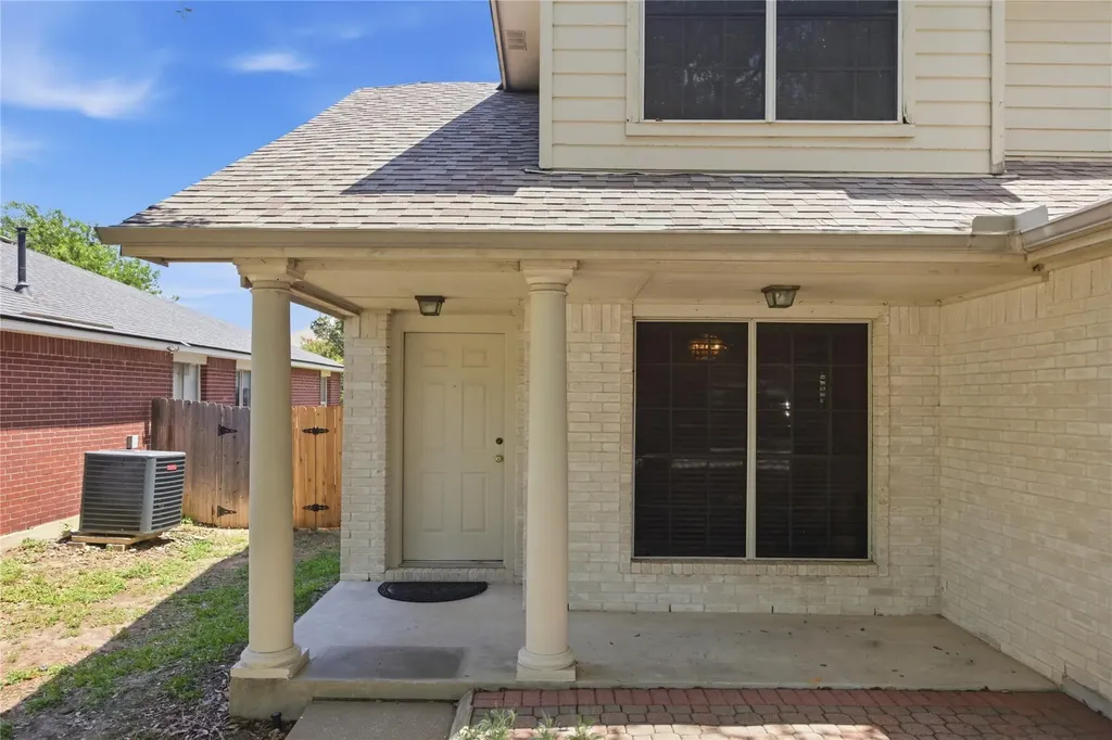 3816 Top Rock Lane Round Rock TX 78681