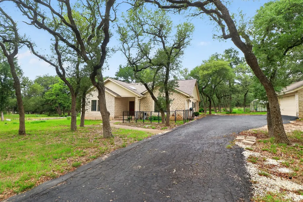 128 Mockingbird Lane Georgetown TX 78633