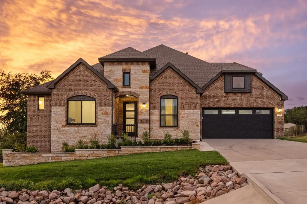 4518 Diamante Drive Spicewood TX 78669