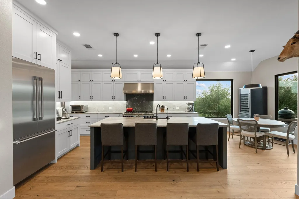4518 Diamante Drive Spicewood TX 78669