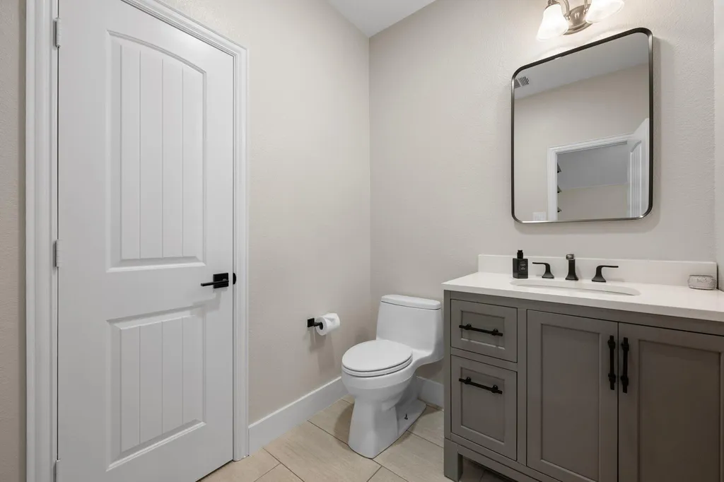 4518 Diamante Drive Spicewood TX 78669