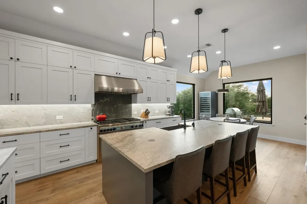 4518 Diamante Drive Spicewood TX 78669