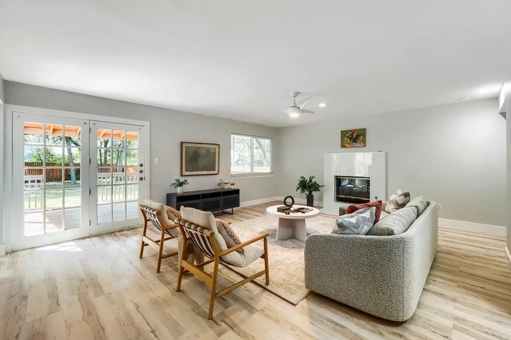 12410 Blossomwood Drive Austin TX 78727