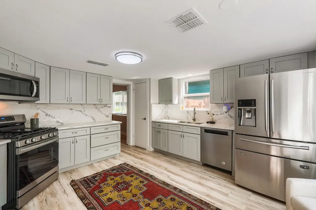 12410 Blossomwood Drive Austin TX 78727